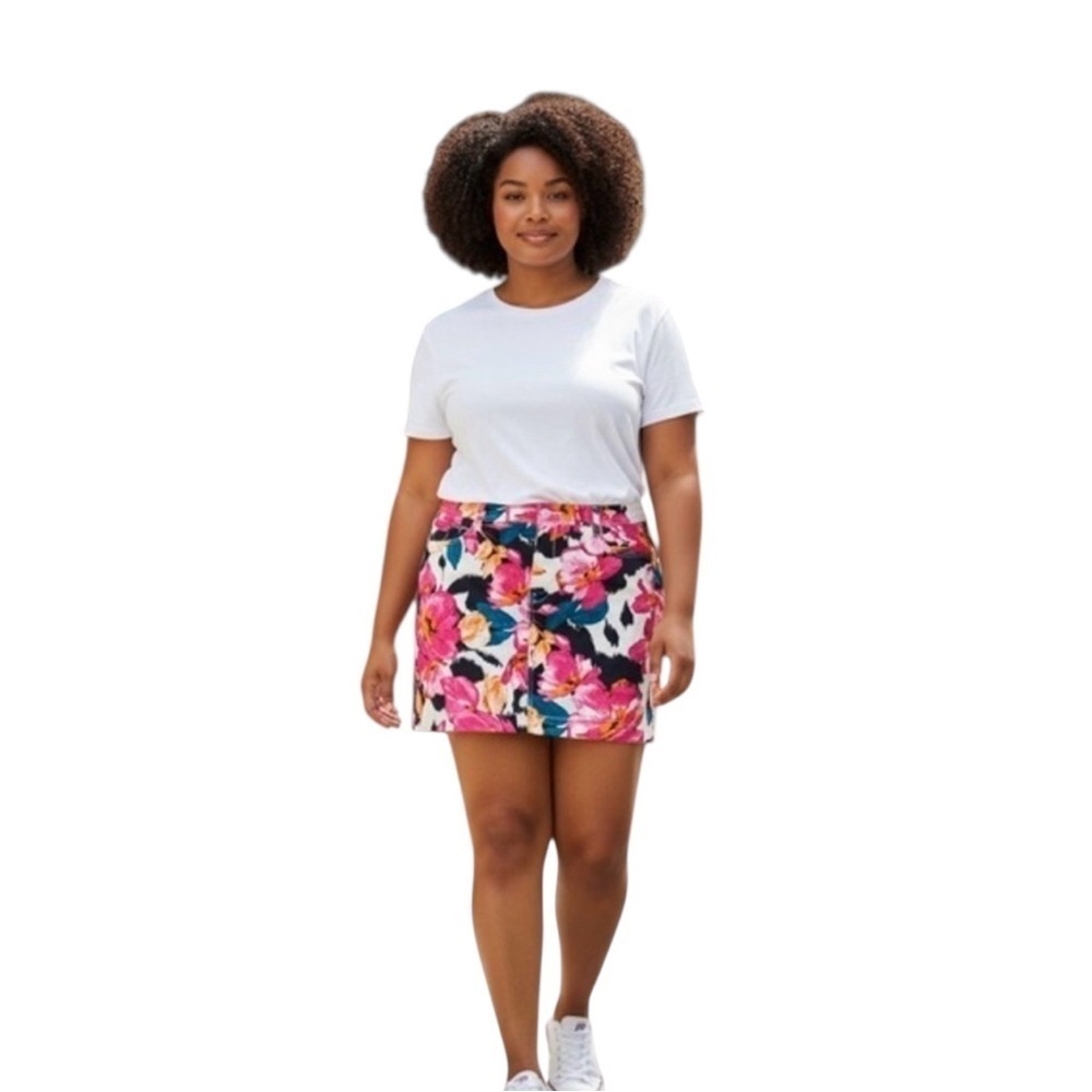 St. John’s Bay Floral Mini Skirt 14P Pink Orange Navy Cotton Stretch Pockets